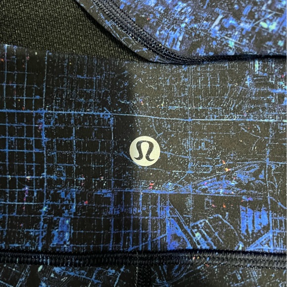 Lululemon size 4 - Picture 3 of 5